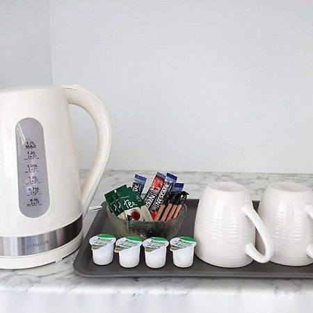 The Maple Studio - Self Contained One Bed Studio Flat 옥스퍼드 외부 사진